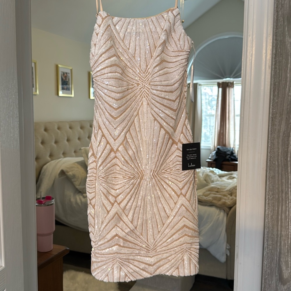 Bought for Bach never worn lulus